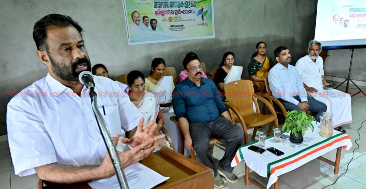 വന്യജീവി ആക്രമണം 30 പേർക്ക് സഹായധനം കൊല്ലപ്പെട്ടവരുടെ കുടുംബങ്ങൾക്ക് 5 ലക്ഷം വീതം കൈമാറി