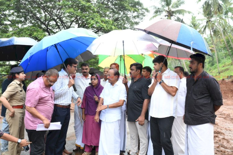സംസ്ഥാനത്ത് അനധികൃത ക്വാറികളുടെ പ്രവർത്തനം അനുവദിക്കില്ല മന്ത്രി പി.കെ. കുഞ്ഞാലിക്കുട്ടി