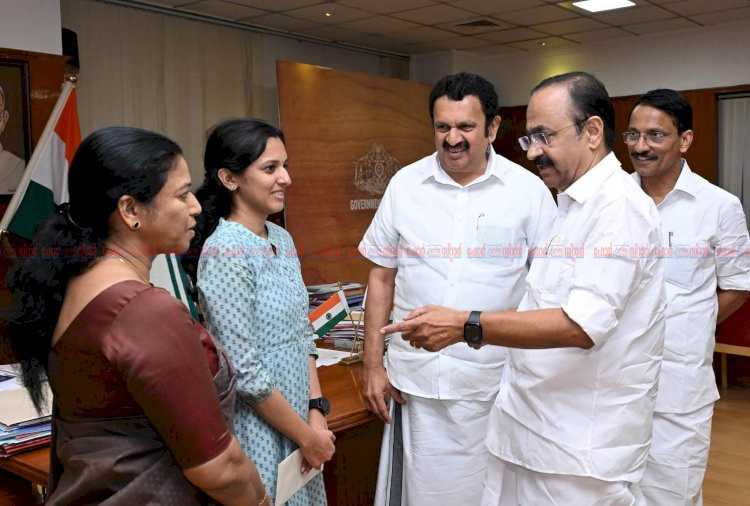 നവീൻ ബാബുവിന്റെ കുടുംബത്തിന് താങ്ങായി സർക്കാർ മകൾക്ക് ഭക്ഷ്യസുരക്ഷാ വകുപ്പിൽ നിയമനം