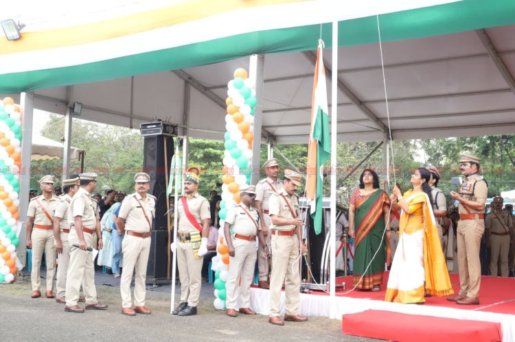 സ്വാതന്ത്ര്യം ഭയമില്ലാതെ ജീവിക്കാനുള്ള അവകാശമാകണം മന്ത്രി ബിന്ദു കൃഷ്ണ