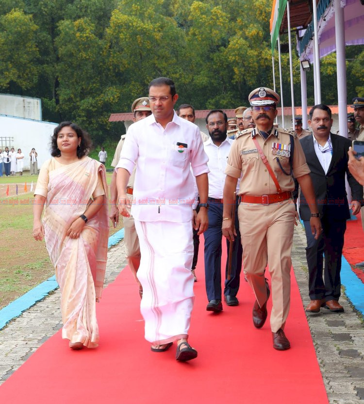 ​മതേതരത്വവും ജനാധിപത്യവും സംരക്ഷിക്കപ്പെടണം മന്ത്രി റോജി എം. ജോൺ
