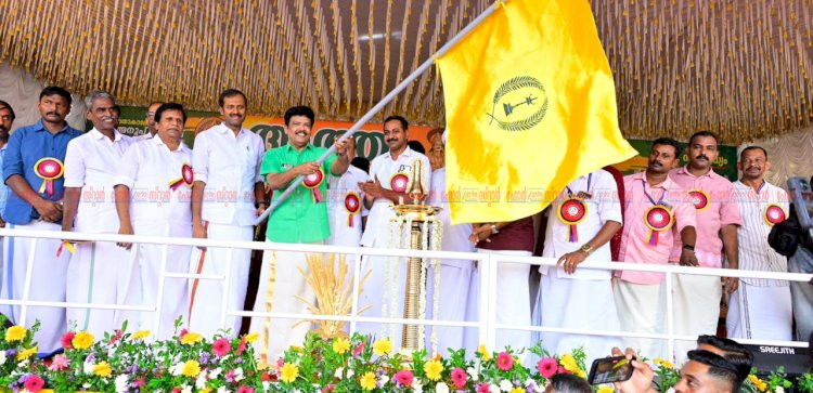 തൃപ്പൂണിത്തുറ അത്തച്ചമയത്തിന് വർണ്ണാഭമായ തുടക്കം പൈതൃക നഗരമാക്കാൻ സർക്കാർ തയ്യാർ മുഖ്യമന്ത്രി വി. ഡി. സതീശൻ