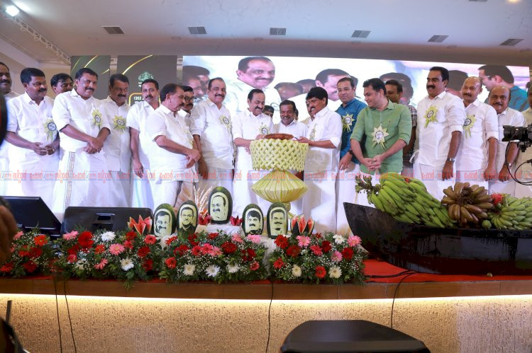 കർഷകർ നാടിന്റെ നട്ടെല്ല് പുതിയ കാർഷിക നയങ്ങളും ഭൂനിയമ ഭേദഗതിയുമായി സർക്കാർ ഒപ്പമുണ്ടാകും മുഖ്യമന്ത്രി വി.ഡി. സതീശൻ