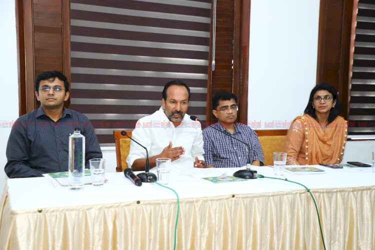 ഹരിതസുന്ദരമായി ഓണാഘോഷം വലിയ അനുഭവമാക്കണം മന്ത്രി പി.സി. വിഷ്ണുനാഥ് ഫെസ്റ്റിവൽ ഓഫീസ് ഉദ്ഘാടനം ചെയ്തു