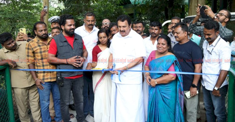 വൻതാരയിൽ നിന്ന് രാജകീയ വരവ് തലസ്ഥാന മൃഗശാലയ്ക്ക് അഴകായി മൂന്ന് സീബ്രകൾ