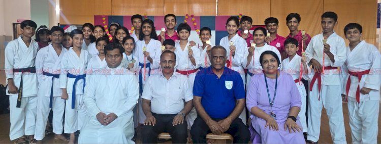 ​സി ഐ എസ് സി ഇ സോൺ സി കരാട്ടെ 10 സ്വർണ്ണവുമായി ക്രിസ്തുജ്യോതി ഇന്റർനാഷണൽ സ്കൂൾ വൻ വിജയം