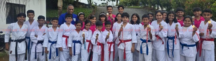​സി ഐ എസ് സി ഇ സോൺ സി കരാട്ടെ 10 സ്വർണ്ണവുമായി ക്രിസ്തുജ്യോതി ഇന്റർനാഷണൽ സ്കൂൾ വൻ വിജയം