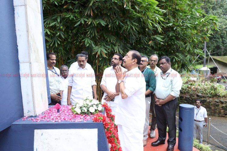 ഇടുക്കി ഡാമും മൂലമറ്റവും സന്ദർശിച്ച് വൈദ്യുതി വിതരണം കൂടുതൽ ജനസൗഹൃദമാക്കുമെന്ന് മന്ത്രി സണ്ണി ജോസഫ്
