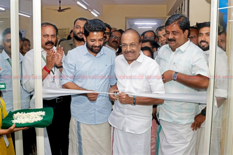 മൂടാടി കെൽട്രോൺ ലൈറ്റിംഗ് ഡിവിഷൻ ഇനി ഇലക്ട്രോണിക് വില്ലേജ് മന്ത്രി പി.കെ. കുഞ്ഞാലിക്കുട്ടി