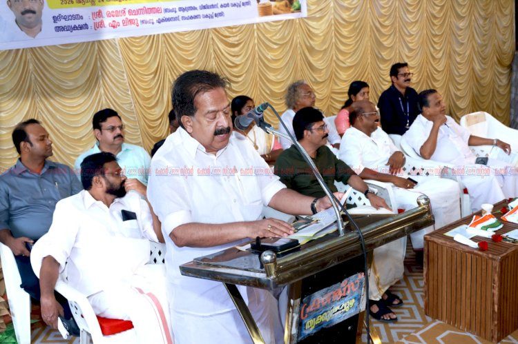 കയർ മേഖലയ്ക്ക് 53.48 കോടി ,അയ്യായിരം തൊഴിലാളികൾക്ക് 2000 രൂപ വീതം ധനസഹായം മന്ത്രി രമേശ് ചെന്നിത്തല
