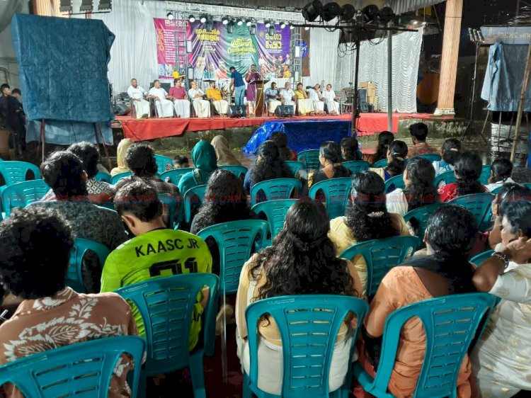രവികുമാർ നാട്യാലയയ്ക്ക് ആദരം മൂവാറ്റുപുഴയിൽ സിപിഐ(എം) ഓണാഘോഷങ്ങൾക്ക് സമാപനം