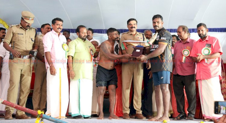 വെള്ളായണി കായലിൽ ആവേശം വിതറി അയ്യങ്കാളി ജലോത്സവം