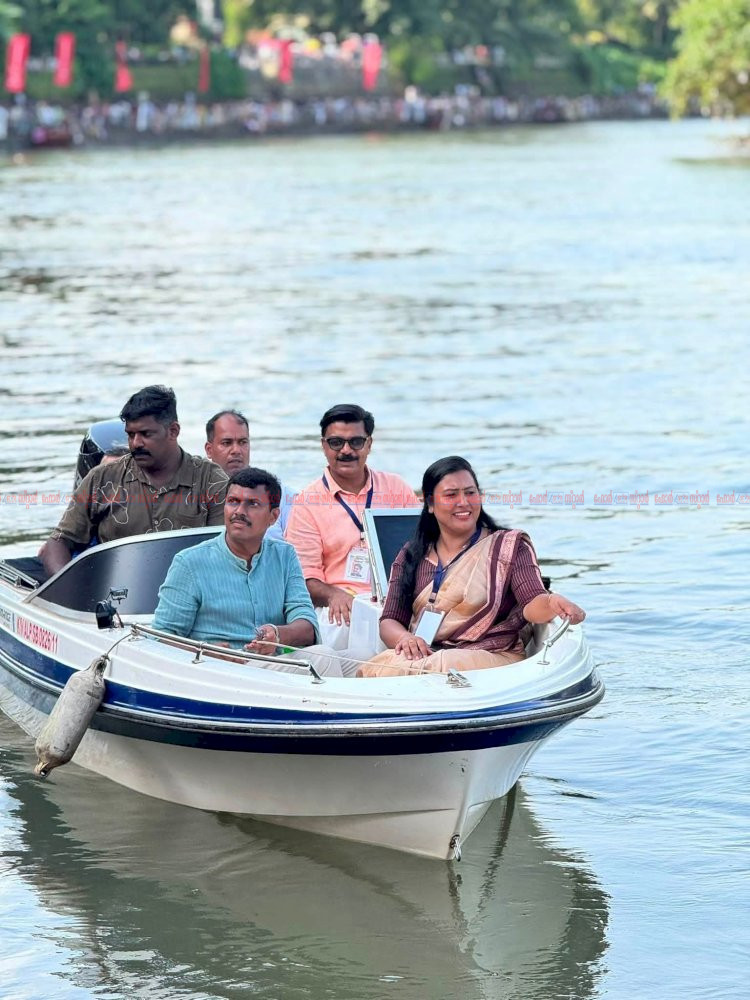 45 വർഷത്തെ കാത്തിരിപ്പിന് വിരാമം മൂവാറ്റുപുഴയാറ്റിൽ ആവേശം വിതറി ത്രിവേണി വള്ളംകളി