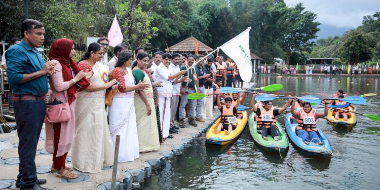 വയനാട്ടിൽ കയാക്കിങ് ആവേശം ഓണം വാരാഘോഷം ഇന്ന് സമാപിക്കും