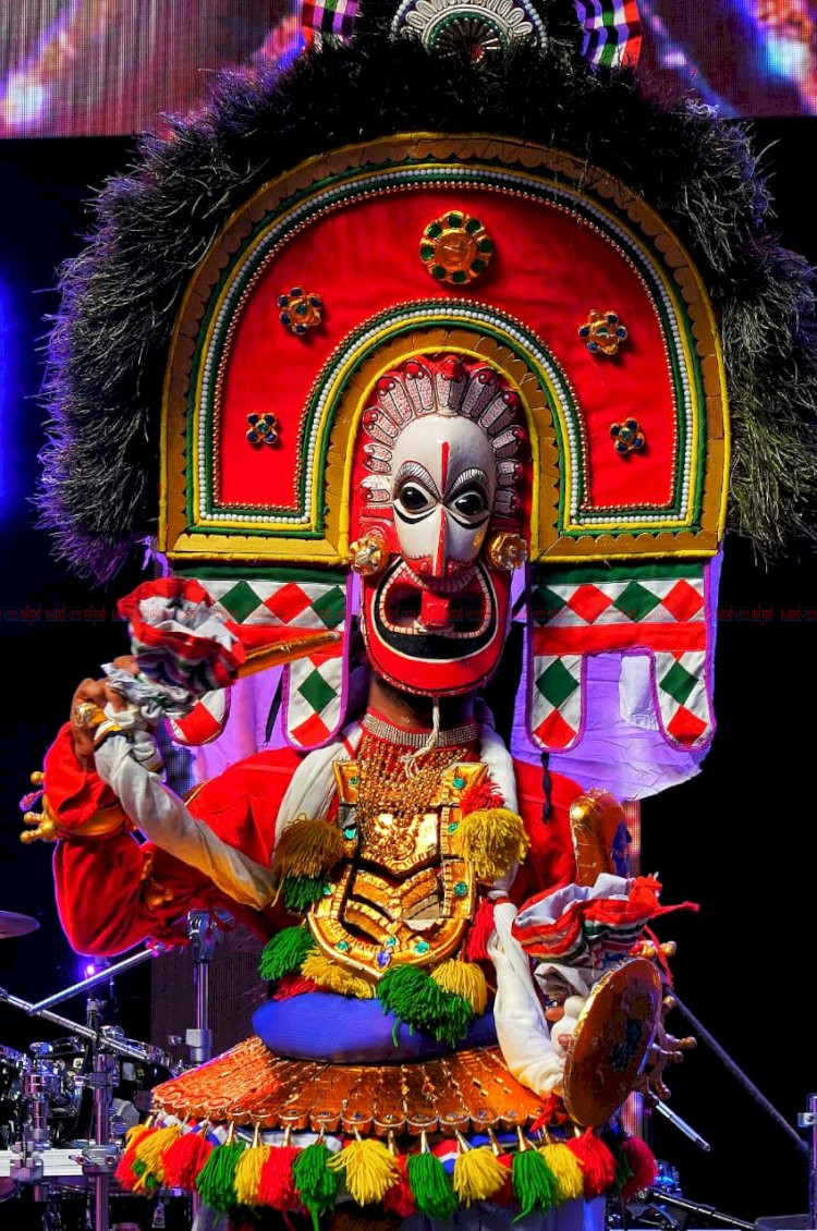 തലസ്ഥാനത്ത് ഗംഭീര സാംസ്കാരിക ഘോഷയാത്ര ഉപരാഷ്ട്രപതി ഫ്ലാഗ് ഓഫ് ചെയ്തു