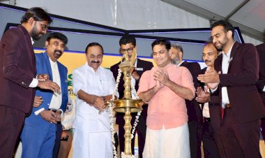 ​വൈദ്യുതി പ്രതിസന്ധിക്ക് ശാശ്വത പരിഹാരം സോളാർ മേഖലയെ വ്യവസായമായി വളർത്തും മുഖ്യമന്ത്രി വി.ഡി. സതീശൻ