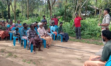 നിയമബോധവൽക്കരണവുമായി ജനമൈത്രി പോലീസ് വാരിയം ഊരിലെത്തി