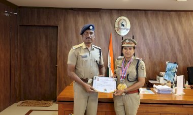 സ്വർണ തിളക്കത്തിൽ മൂവാറ്റുപുഴ പോലീസ്: സംസ്ഥാന മീറ്റിൽ അഞ്ച് മെഡലുകളുമായി എ.എസ്.ഐ ഐസി മോൾ