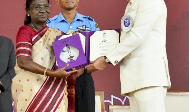 മികച്ച നടനായി മമ്മൂട്ടി, ഗായികയായി വൈക്കം വിജയലക്ഷ്മി ദേശീയ പുരസ്‌കാര വേദിയിൽ മലയാളത്തിന് വൻനേട്ടം