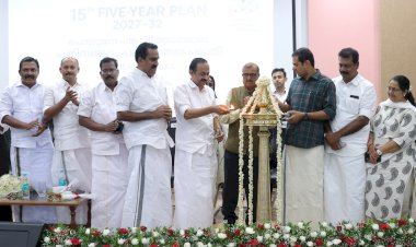 ജനകീയ പങ്കാളിത്തവും മൂലധന നിക്ഷേപവും വഴി കേരളത്തെ പുതിയ വികസന യുഗത്തിലേക്ക് നയിക്കും മുഖ്യമന്ത്രി വി. ഡി. സതീശൻ