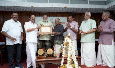 എം.പി. മന്മഥൻ നവോത്ഥാനത്തിന് മുൻനിരയിൽ പോരാടിയ നേതാവ് മുഖ്യമന്ത്രി വി.ഡി. സതീശൻ
