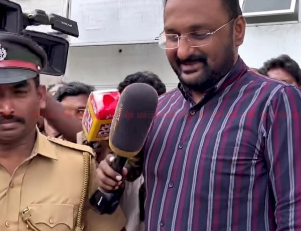 അളവിൽ കൂടുതൽ മദ്യം സൂക്ഷിച്ച കേസ് ആന്റോ അഗസ്റ്റിന് ഉപാധികളോടെ ജാമ്യം അനുവദിച്ച് ഹൈക്കോടതി