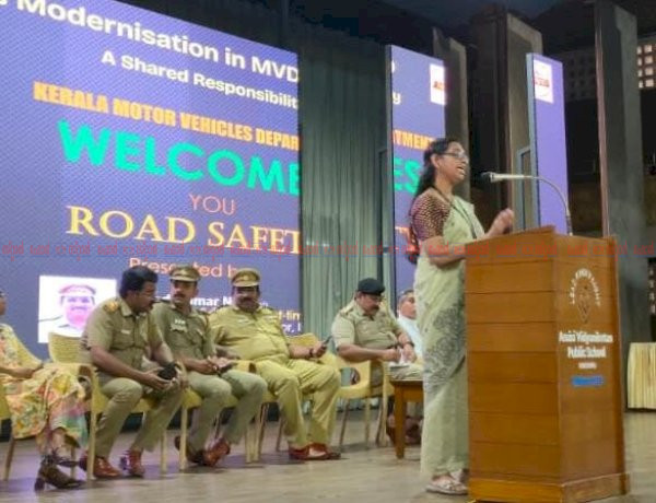 വിദ്യാർത്ഥികളിൽ സുരക്ഷാ പാഠങ്ങൾ പകരാൻ മോട്ടോർ വാഹന വകുപ്പ്