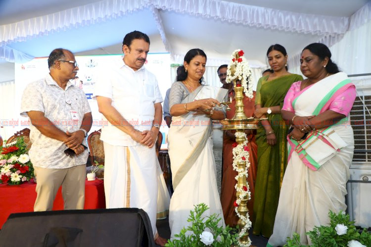 ലക്ഷ്യം ആരോഗ്യകരമായ ബാല്യം 33,120 അങ്കണവാടികളിൽ ബാല്യസ്പന്ദനം പദ്ധതിയുമായി സർക്കാർ
