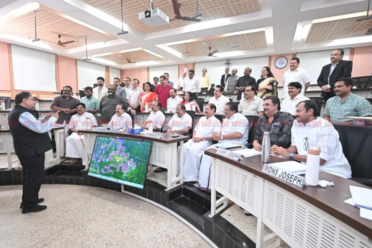 എ.ഐ കാലത്തെ ഭരണനിർവ്വഹണം മുതൽ കാലാവസ്ഥാ പ്രതിരോധം വരെ കോഴിക്കോട് ഐ.ഐ.എമ്മിൽ മസ്തിഷ്കപ്രക്ഷാളനവുമായി സംസ്ഥാന മന്ത്രിസഭ
