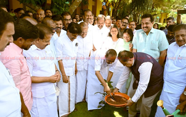 റീ ഇമാജിനിങ് കേരളം സംസ്ഥാന മന്ത്രിസഭയുടെ നേതൃത്വ സംഗമത്തിന് സമാപനം