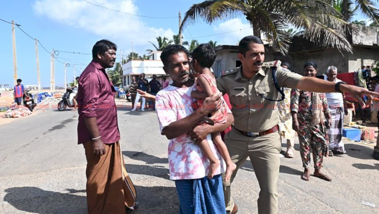 സുനാമി മുന്നറിയിപ്പ് ലഭിച്ചാൽ എന്തുചെയ്യണം? : കരുംകുളത്ത് അടിയന്തര മോക്ഡ്രിൽ സംഘടിപ്പിച്ചു