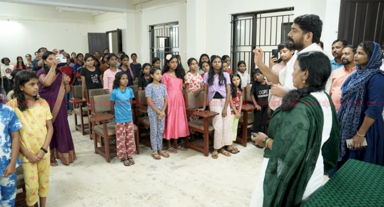 പെൺകുട്ടികളുടെ പഠനസൗകര്യം മെച്ചപ്പെടുത്തും, പുതിയ പാലവും കമ്പ്യൂട്ടറുകളും ഉടൻ മന്ത്രി കെ.എ. തുളസി