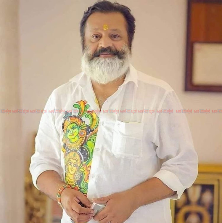 പാലിയേക്കരയിൽ കിലോമീറ്ററുകളോളം ഗതാഗതക്കുരുക്ക്; ടോൾ ബൂത്തുകൾ തുറന്നുവിട്ട് കേന്ദ്രമന്ത്രി സുരേഷ് ഗോപി