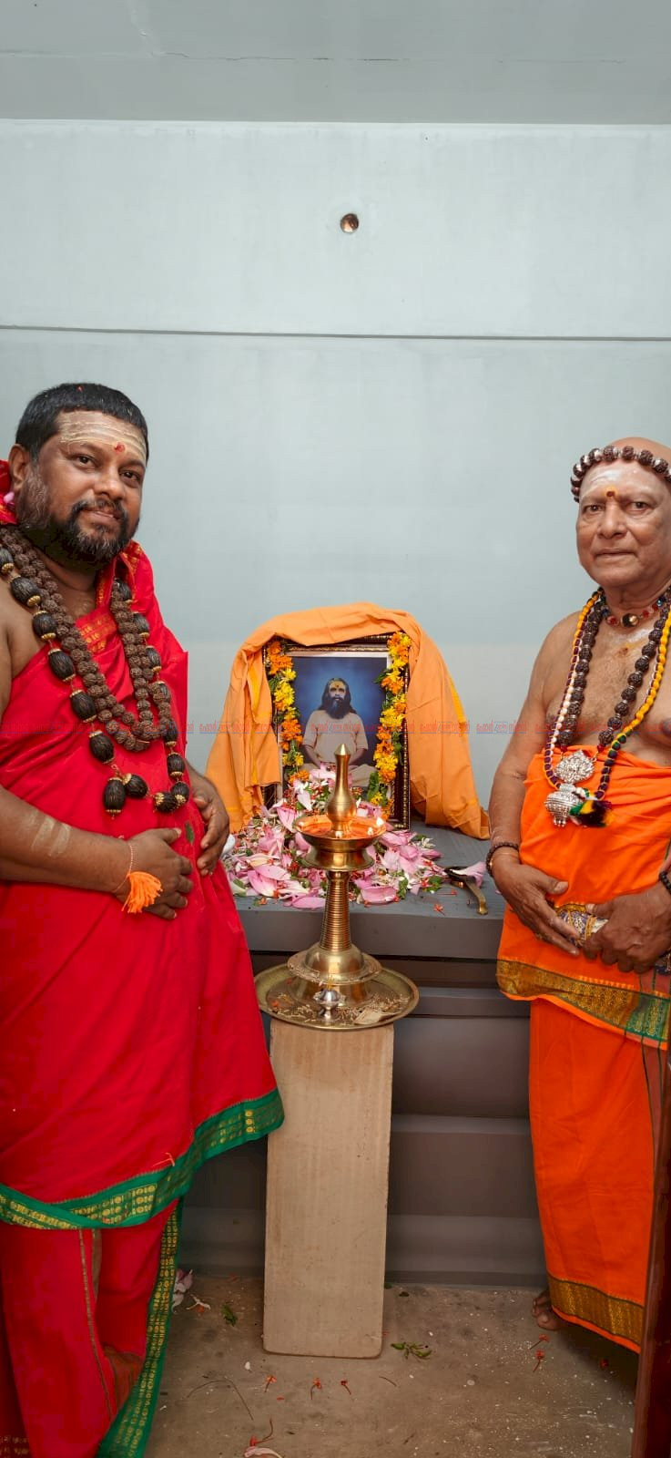 സ്വാമി കൃഷ്ണാനന്ദ സരസ്വതി മഹാരാജിന്റെ 32 ാമത് ജീവസമാധി വാർഷികം ഭക്തിനിർഭരമായി ആചരിച്ചു