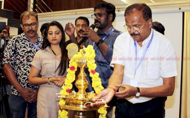മനോജ് ജെയിംസ് ചിത്രം സയൻസ് ഫിക്ഷൻ ത്രില്ലർ ഇൻസൈറ്റ് പൂജ ഇടപ്പള്ളിയിൽ നടന്നു ചിത്രീകരണം നവംബറിൽ