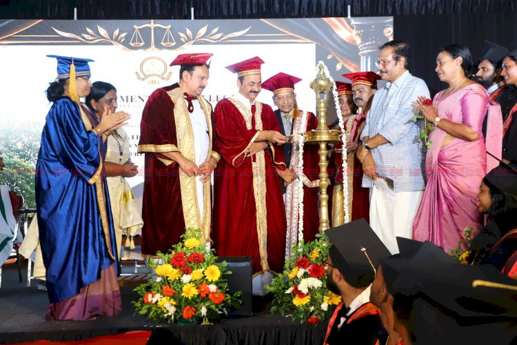 നിയമവിദ്യാഭ്യാസം പുതിയ സാങ്കേതികവിദ്യകൾക്കൊപ്പം മാറണം മുഖ്യമന്ത്രി വി.ഡി. സതീശൻ