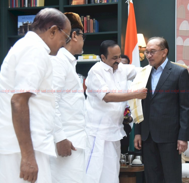 മലേഷ്യയുമായി സഹകരണം ശക്തമാക്കാൻ കേരളം മുഖ്യമന്ത്രി വി.ഡി. സതീശൻ മലേഷ്യൻ പ്രധാനമന്ത്രിയുമായി കൂടിക്കാഴ്ച നടത്തി