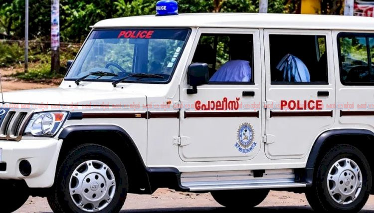 മെസ്സി തട്ടിപ്പ് റിപ്പോർട്ടർ ബ്രോഡ്കാസ്റ്റിങ് കമ്പനി ഓഫീസിലും ഉടമകളുടെ വീടുകളിലും എസ്ഐടി പരിശോധന