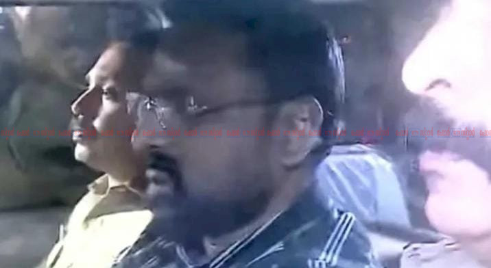 വീട്ടിൽനിന്ന് വൻ വിദേശമദ്യ ശേഖരംറിപ്പോർട്ടർ ടിവി ഉടമ ആന്റോ അഗസ്റ്റിൻ അറസ്റ്റിൽ