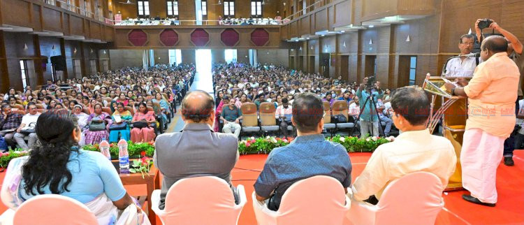 സർക്കാർ ഉദ്യോഗസ്ഥർക്കായി വിവരാവകാശ സെമിനാർ ടി.ജെ. വിനോദ് എം.എൽ.എ ഉദ്ഘാടനം ചെയ്തു