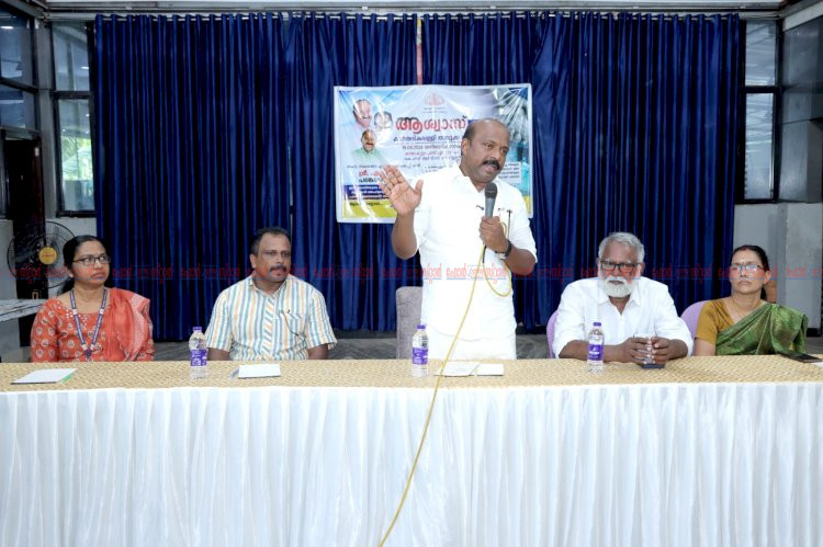 സഹകരണ സ്ഥാപനങ്ങൾ സാധാരണക്കാരുടെ അഭയകേന്ദ്രം മന്ത്രി എം. ലിജു