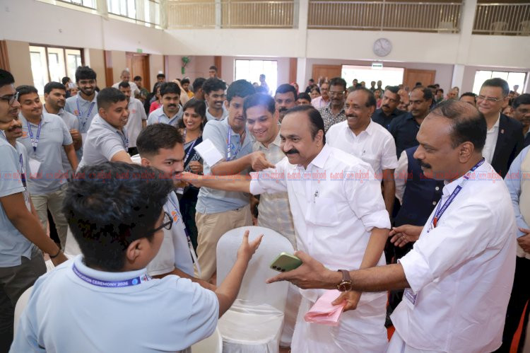ഭിന്നശേഷിക്കാർക്കായി പ്രത്യേക പദ്ധതികൾ നടപ്പാക്കും മുഖ്യമന്ത്രി വി.ഡി. സതീശൻ