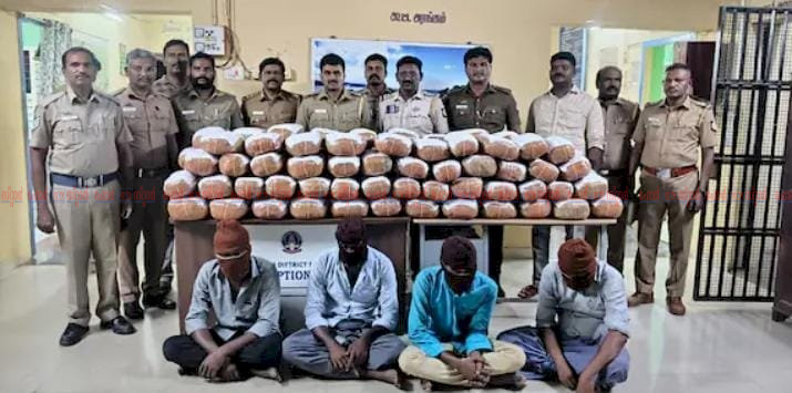 കേരളത്തിലേക്ക് ആഡംബര കാറുകളിൽ കടത്താൻ ശ്രമിച്ച 1 കോടിയുടെ കഞ്ചാവ് പിടികൂടി 4 പേർ പിടിയിൽ