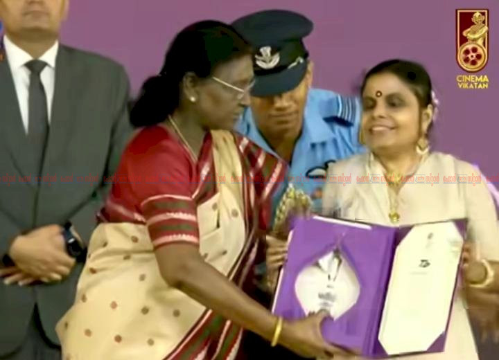 മികച്ച നടനായി മമ്മൂട്ടി, ഗായികയായി വൈക്കം വിജയലക്ഷ്മി ദേശീയ പുരസ്‌കാര വേദിയിൽ മലയാളത്തിന് വൻനേട്ടം