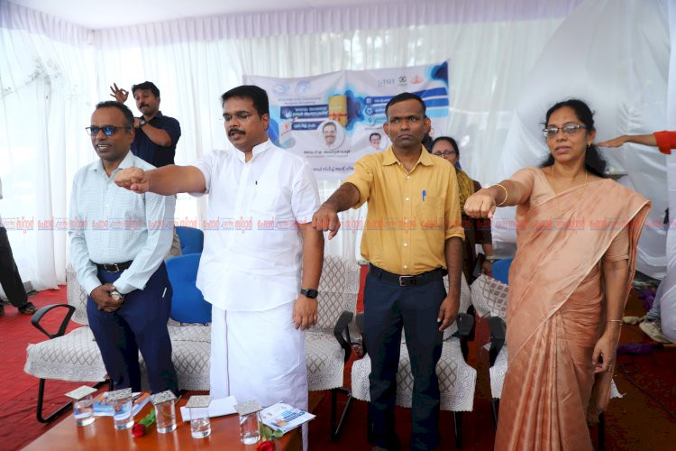 മറ്റ് ഭാഷകൾ പോലെ ആംഗ്യഭാഷയും പ്രധാനം മന്ത്രി വി.ഇ അബ്ദുൽ ഗഫൂർ