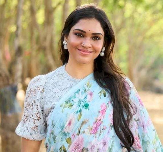 ഹ്രസ്വചിത്ര നിർമാണത്തിന്റെ പേരിൽ ലക്ഷങ്ങളുടെ തട്ടിപ്പ് നടി അറസ്റ്റിൽ