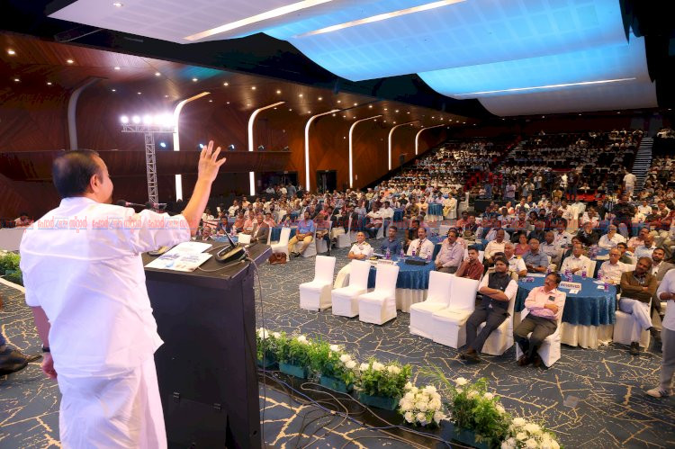 കേരളത്തെ സമ്പൂർണ്ണ പോർട്ട് സിറ്റിയായും അന്താരാഷ്ട്ര മാരിടൈം ഹബ്ബായും മാറ്റുക ലക്ഷ്യം മുഖ്യമന്ത്രി വി. ഡി. സതീശൻ