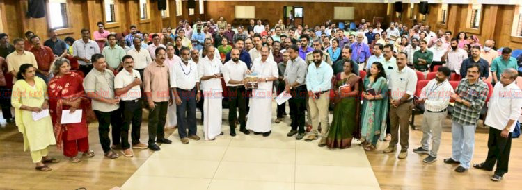 ജൽജീവൻ മിഷൻ പദ്ധതികൾ വേഗത്തിലാക്കണം മന്ത്രി സണ്ണി ജോസഫ്