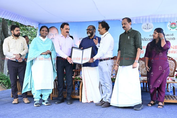 വേളിയെ വലിയ ട്രാൻസ്പോർട്ട് ഹബ്ബാക്കി മാറ്റും മന്ത്രി സി.പി. ജോൺ