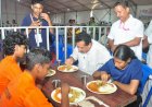 കുട്ടികൾക്കൊപ്പം ഉച്ചഭക്ഷണം കഴിച്ച് വിദ്യാഭ്യാസ മന്ത്രി; കായികമേളയിൽ സൗഹൃദം പങ്കുവെച്ച് താരങ്ങൾ